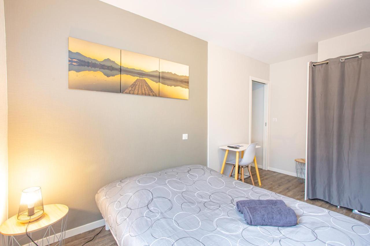 Le Grand Bleu - 3 Min Gare - Stationnement Facile - Fibre Internet - 4 Televisions - Lave Vaisselle Apartment Lorient Exterior foto